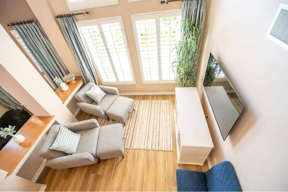 Comfortable and well-lit residential facility representing a safe environment for Heroin Detox in Orange County.